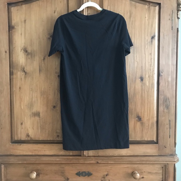 Crewneck SS Black T Shirt Dress by Everlane - Picture 2 of 6
